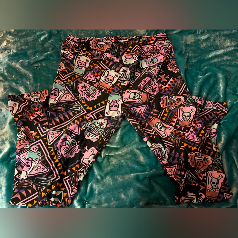 LULAROE HALLOWEEN LEGGINGS